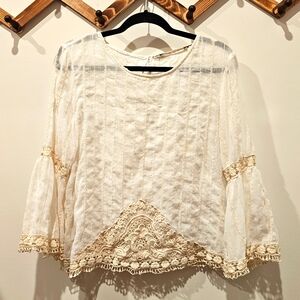Cottagecore / Fairycore  Cream Top Sheer Flowy Sleeves Size M Crochet
